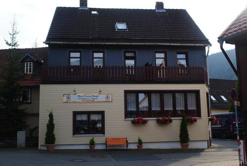 Foto - Ehemalige Pension - 86.000,00&nbsp;EUR Kaufpreis, ca.&nbsp; 400,00&nbsp;m&sup2;