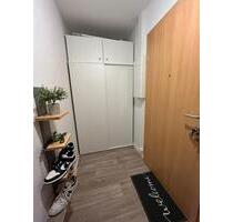 Alles neu: Gemütliches 1,5- Raum- Wohnung 1 OG mit Dusche - Gera Lusan