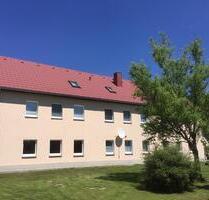 Helle 2-Raumwohnung mit Wanne,Küche,Keller und Stellplatz - Wilsdruff