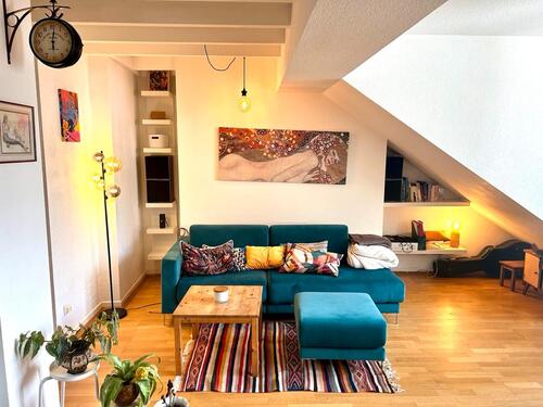 Foto - 2 Zimmer Dachgeschoßwohnung zur Miete in Köln