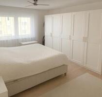 Helle 3-Zimmer Wohnung mit Balkon | zentrale Lage - Leonberg