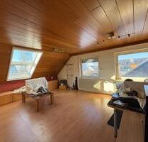 ** Schöne und helle DG-Wohnung ** - Gerstetten