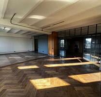 LOFT mit Blick über Wuppertal - 1.500,00 EUR Kaltmiete, ca.  233,00 m² in Wuppertal (PLZ: 42389) Gemarkung Langerfeld