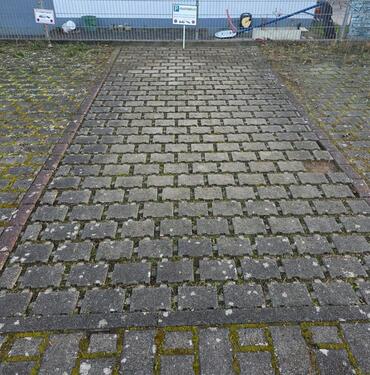 Foto - Pkw StellplatzParkplatz - 100,00&nbsp;EUR Miete,
