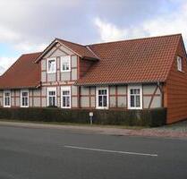 2,5 Zimmerwohnung in Doppelhaushälfte - Klötze