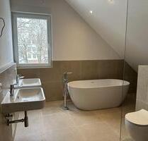 Erstbezug! Exklusives Wohnen im DG: 3-Zimmer, 5m Deckenhöhe, KfW 40 EE,Klimaanlage, EBK & Südbalkon - Darmstadt Eberstadt