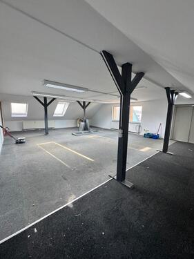 Foto - Büro und Lagerfläche zu vermieten