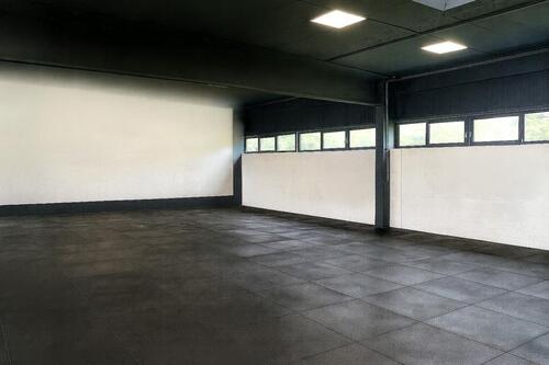 Foto - Gewerbehalle in Bremen - 289qm mit Büro und Sanitäranlagen