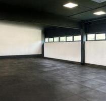 Gewerbehalle in Bremen - 289qm mit Büro und Sanitäranlagen