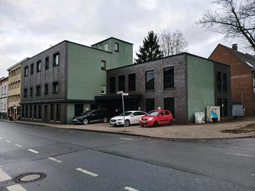 Foto - Büro- und Praxisräume in 47198 Duisburg stehen zur Vermietung.