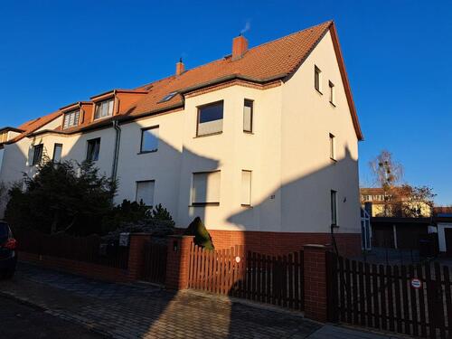 Foto - große 2-3-Zimmer-Wohnung im EG mit Garage und Wintergarten