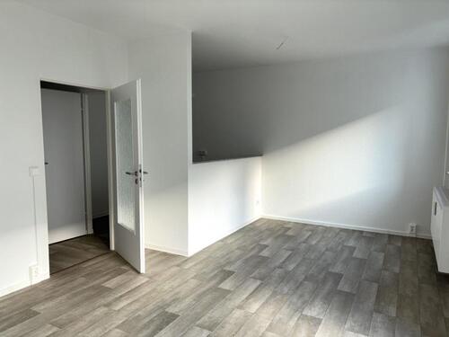 Foto - ERSTBEZUG nach SANIERUNG:-) MIT BALKON