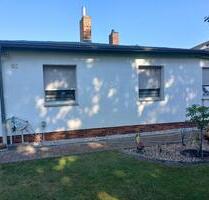 Charmantes Einfamilienhaus mit großem Grundstück und Nebengebäude - Cottbus Gallinchen