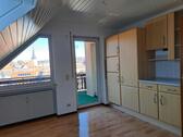Foto - Schöne helle 3 Zimmer Dachwohnung 82 qm Bischofsheim Wegfurt