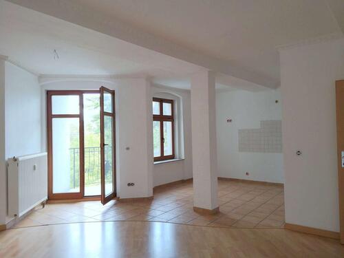 Foto - Gemütliche Dachwohnung mit Balkon !