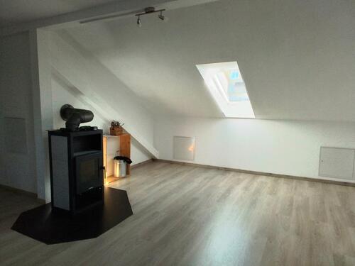 Foto - Helle Dachgeschoßwohnung - 450,00 EUR Kaltmiete,