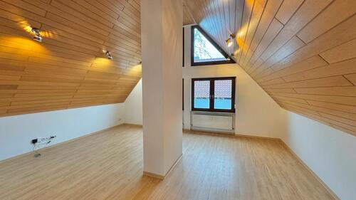 Foto - Helle 2-Zimmer Dachgeschosswohnung in Weinsberg