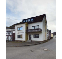 Großzügiges Einfamilienhaus, ideal als Mehrgenerationenhaus 190qm - Monzelfeld