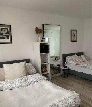 Foto - Zimmer zu vermieten - 750,00&nbsp;EUR Kaltmiete, ca.&nbsp; 35,00&nbsp;m&sup2;