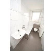 Schicke 3-Raumwohnung mit Balkon und Badewanne in gepflegter Wohnanlage - Eisleben (Lutherstadt)