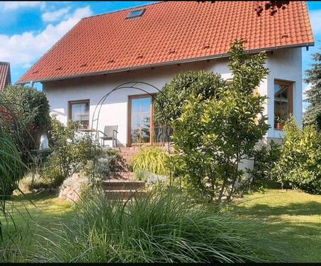 Foto - Gepflegtes Einfamilienhaus mit toller Aussicht im Grünen