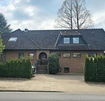 Courtagefrei: Haus mit 3 Wohneinheiten in Sasel - Hamburg Wandsbek