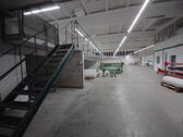 Foto - Große, helle Lager- oder Produktionshalle in Radevormwald