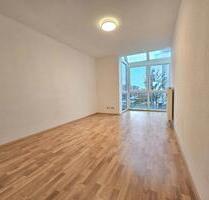 Lichtdurchflutete 1-Zimmer-Wohnung mit Wintergarten in Künzelsau