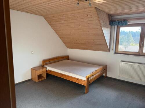 Foto - 1 Zimmer Dachgeschoßwohnung zur Miete in Essingen