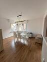 Foto - Moderne 2-Zimmer-Wohnung mit Einbauküche – 3-Parteienhaus in Drei