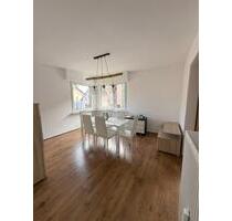 Moderne 2-Zimmer-Wohnung mit Einbauküche – 3-Parteienhaus in Drei - Dreieich Moderne 2-Zimmer-Wohnung mit Einbauküche – 3-Parteienhaus in Drei - Dreieich
