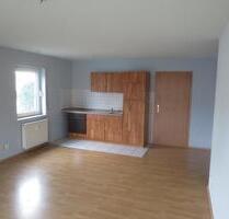 Großzügige 1,5 Zimmer-Wohnung mit Terrasse, Keller, Tiefgarage - Biberach an der Riß