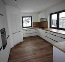 Großzügiges, hochwertiges Wohnhaus mit 225 m² Wohnfläche in MettenBerg zu vermieten