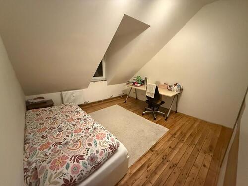 Foto - 5 Zimmer Erdgeschoßwohnung in Frankfurt am Main