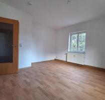 Top renovierte 3-Zimmer-Wohnung in ruhiger Arnstädter Siedlung - Arnstadt