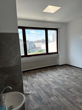 Foto - BÜROGEWERBEFLÄCHE zu vermieten !