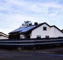 * Ruhig gelegenes EFH mit 6 Zimmern in 72461 Albstadt *