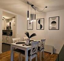 Stilvolle Altbau-Wohnung ab sofort! Optional voll möbliert - Pforzheim