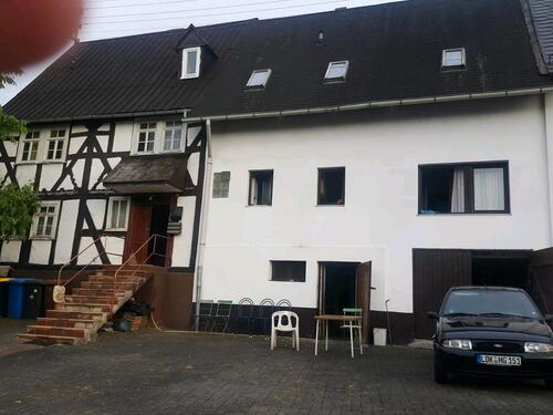 Foto - Haus Mehrfamilienhaus OT Haiger 3km zur Autobahn mit Garten