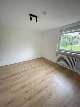 Foto - Vollmöblierte 2-Zimmer Wohnung mit Gartennutzung in KS Forstfeld