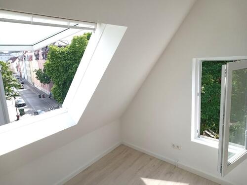 Foto - Schmuckstück - Maisonette - 2 - Zimmer - Wohnküche - Bad Wohnung