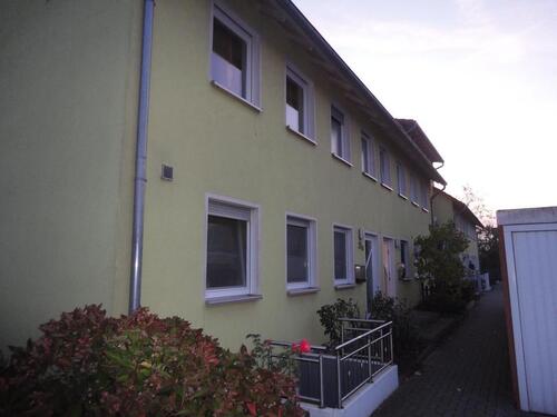 Foto - Großzügige 4,5-Zimmer-Wohnung mit Reihenhauscharakter, Süd-Balkon