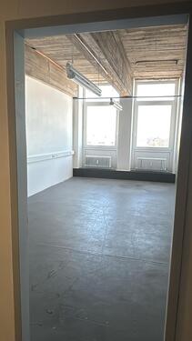 Foto - 30,00 m² Büroraum im 4. OG - 379,00 EUR Kaltmiete,