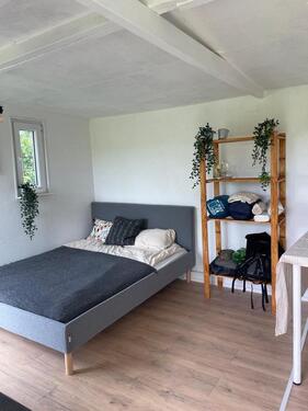 Foto - Kleingarten mit Hütte, Gewächshaus & Badestelle