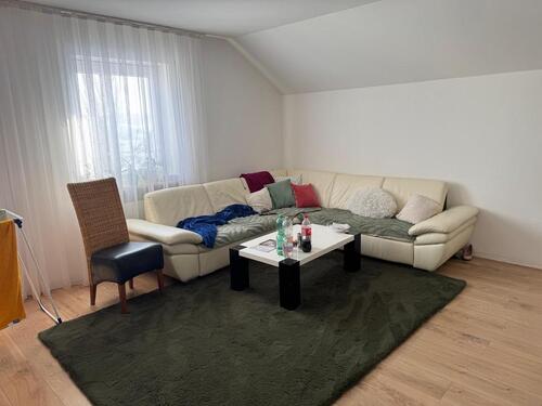 Foto - Dachgeschoßwohnung in Wenzenbach zur Miete