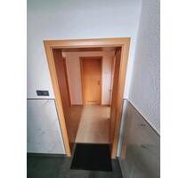 Gepflegte 2 ZKB Wohnung mit Einbauküche zu vermieten ab 01.08 - Bielefeld Heepen