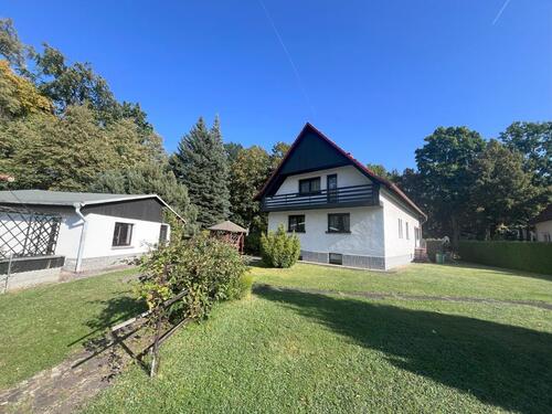 Foto - Ein- Zwei- Familienhaus im Kurviertel Bad Lausick direkt am Wald
