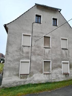 Foto - 6 Zimmer Einfamilienhaus zum Kaufen in Bernstadt auf dem Eigen