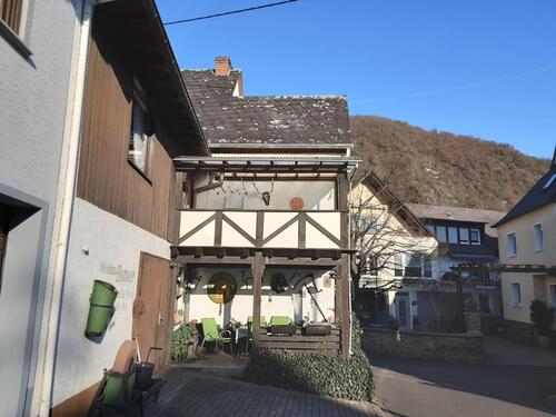 Foto - 10 Zimmer Einfamilienhaus zum Kaufen in Senheim