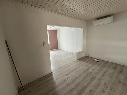 Foto - 2 Zimmer Küche Bad mit Klima - 700,00&nbsp;EUR Kaltmiete, ca.&nbsp; 75,00&nbsp;m&sup2;